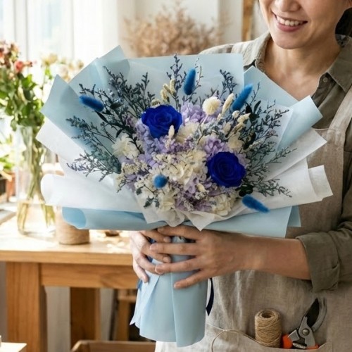테차 드라이플라워 졸업식 꽃다발, 시들지 않는 파랑장미수국 꽃선물 매력은?