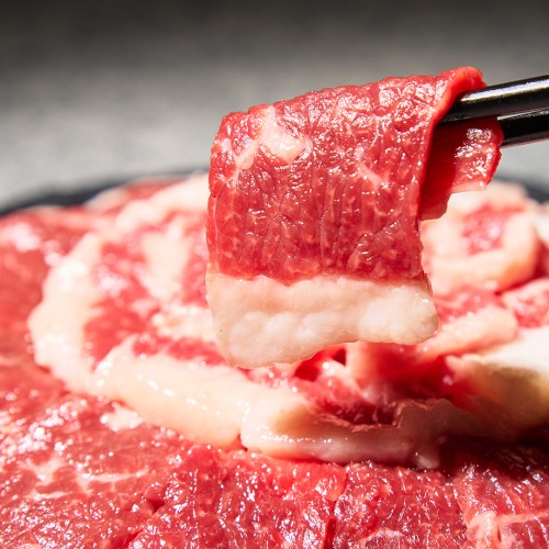 1등급 한우 생차돌 육사시미 뭉티기 육회, 입에서 녹는 황홀함!