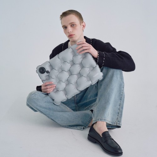 셀레어 트래블 쿠션 휴대용 에어 무하중 차 야구장 공원 기내용 비행기 에어셀 여행용 방석 대표 이미지